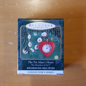 Hallmark Miniature Wizard of Oz The Tin Mans Heart